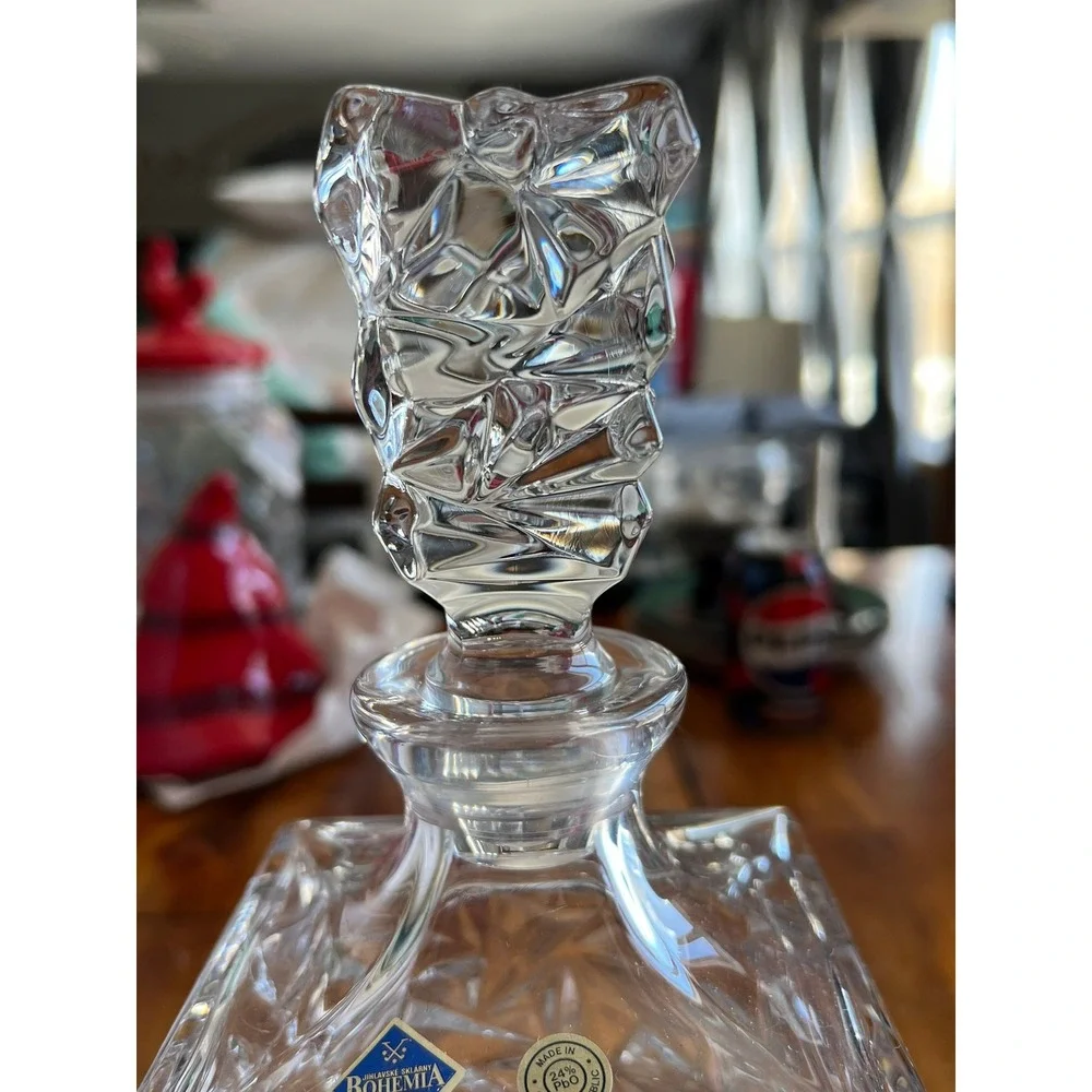 Bohemia Crystal Decanter Unisex OS Clear NWOT 24% Lead Glass Czech Republic - Picture 7 of 9